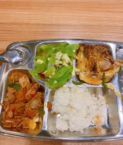大学食堂